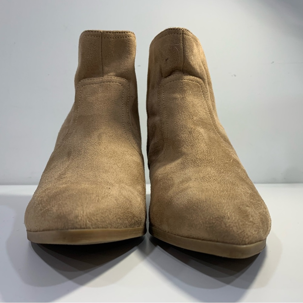 Banana Republic Womens Faux Suede Bootie Boots Shoes 8M Taupe Beige Zip Ankle - Picture 11 of 16